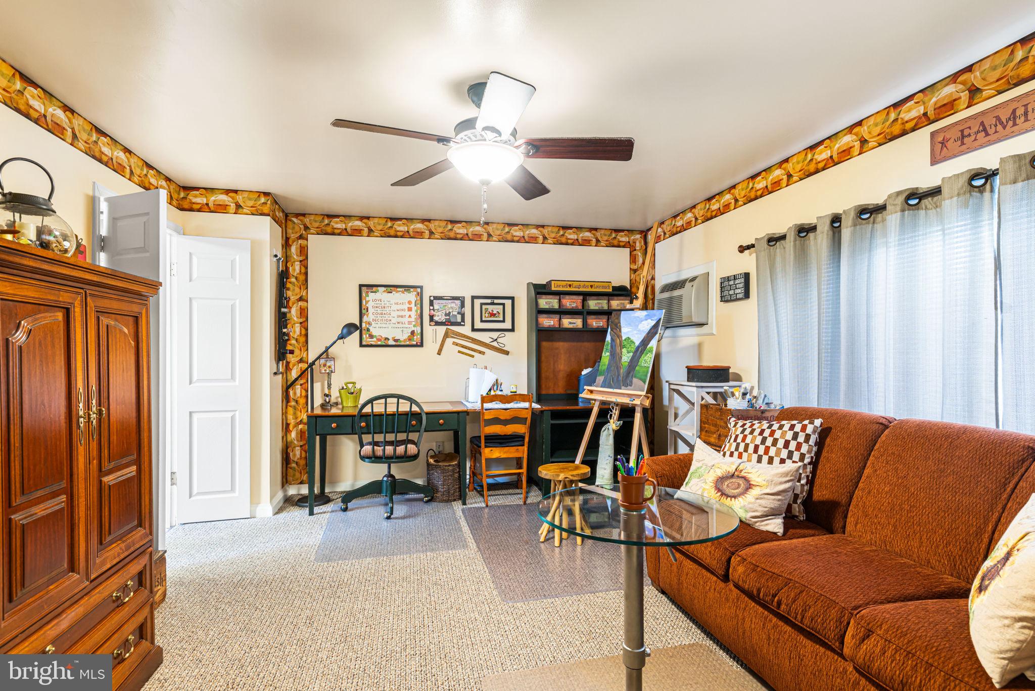 HUNTINGDON VALLEY - Residential