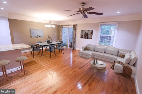 4530 AIRLIE WAY ANNANDALE VA 22003