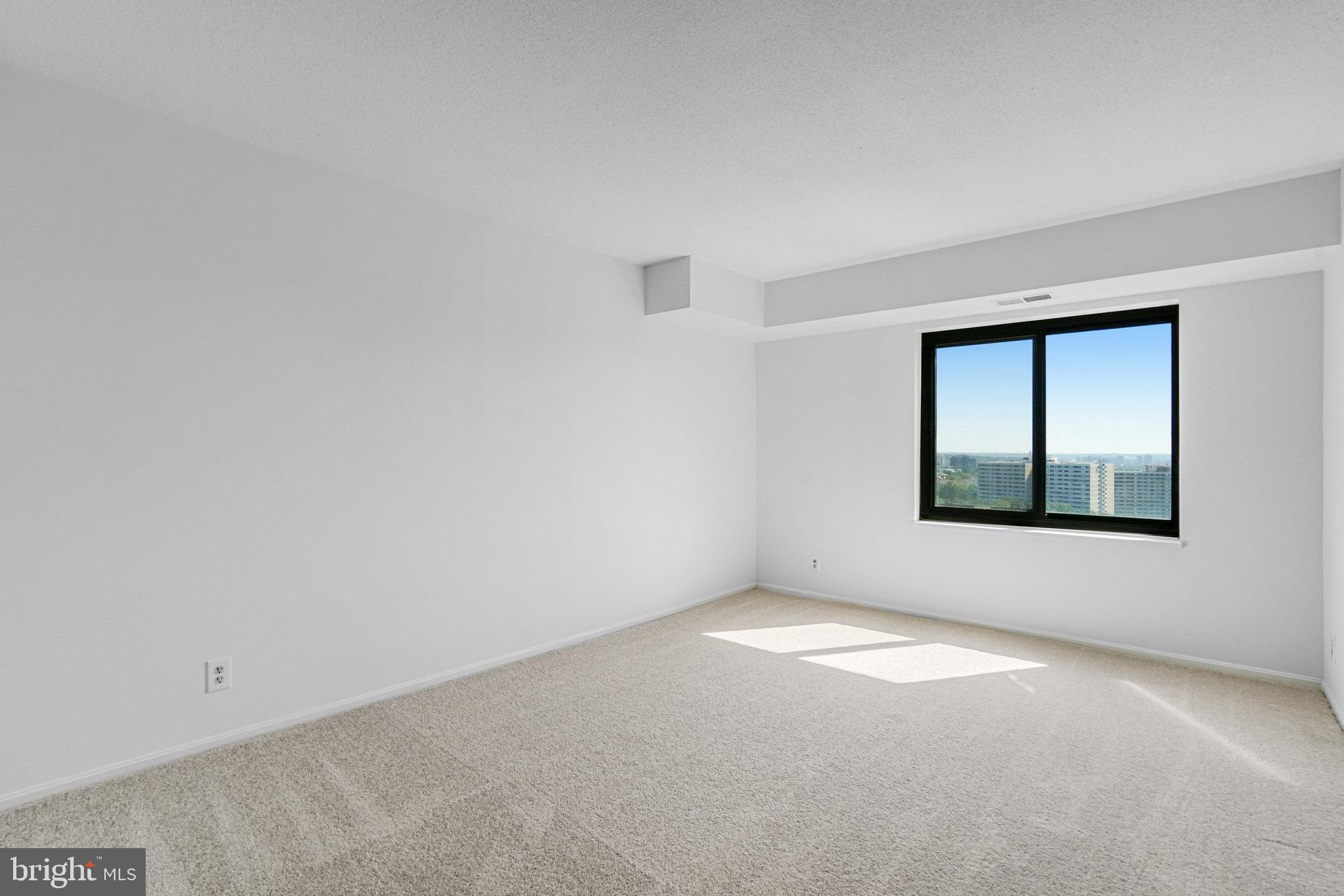 WATERGATE AT LANDMARK - Residential