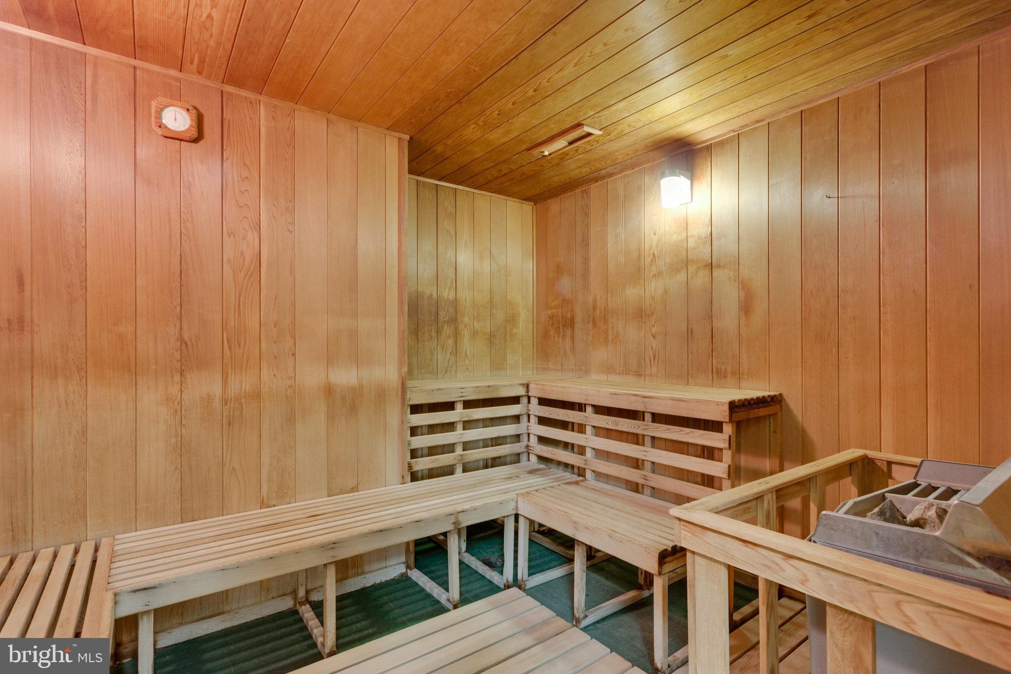 WATERGATE AT LANDMARK - Residential