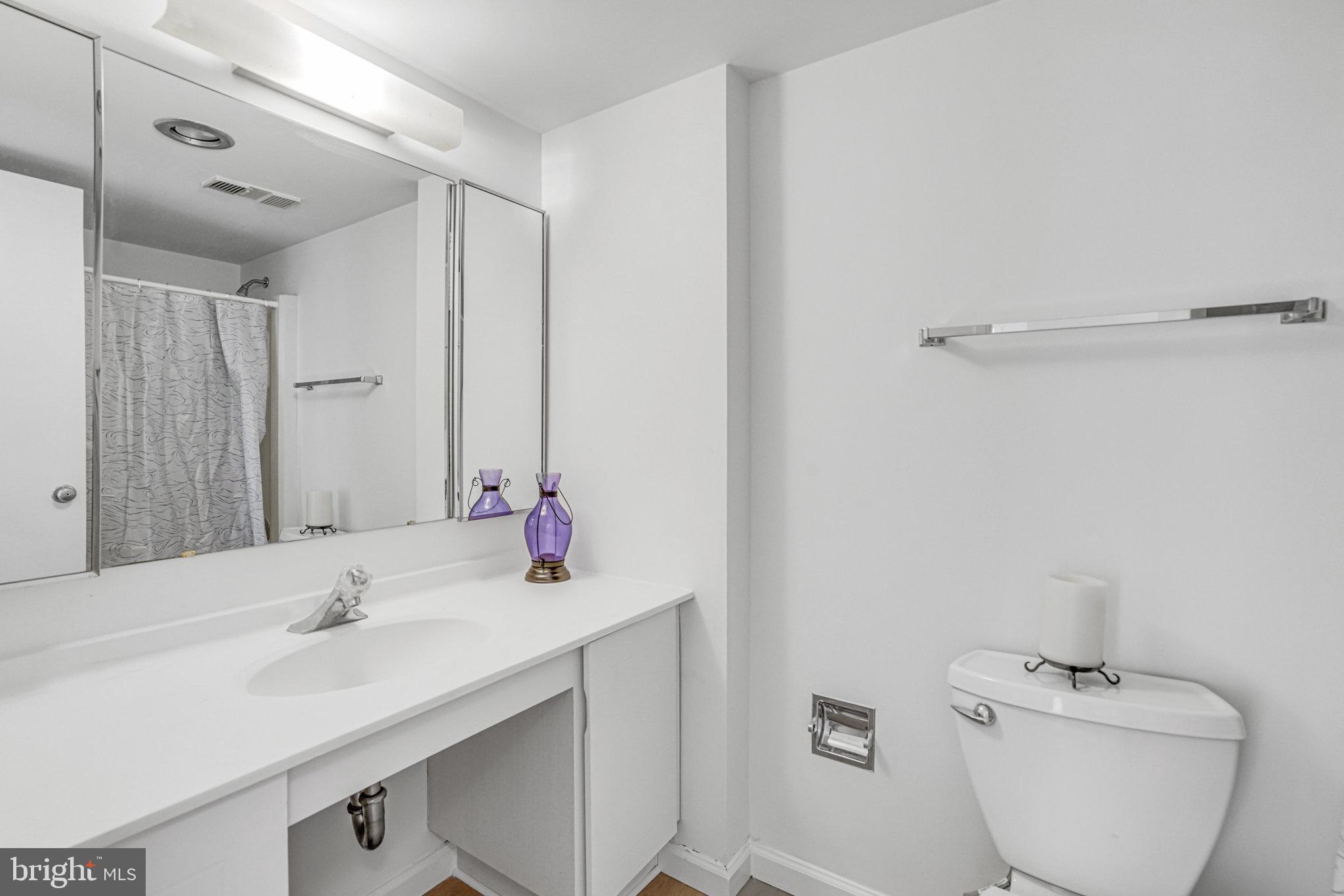 WATERGATE AT LANDMARK - Residential