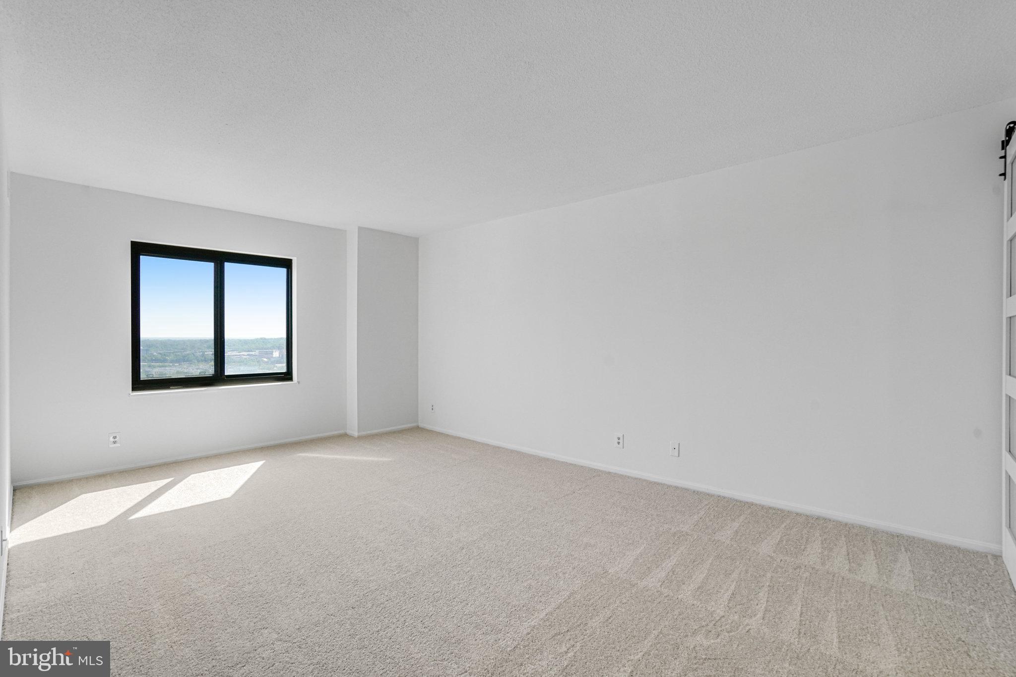 WATERGATE AT LANDMARK - Residential