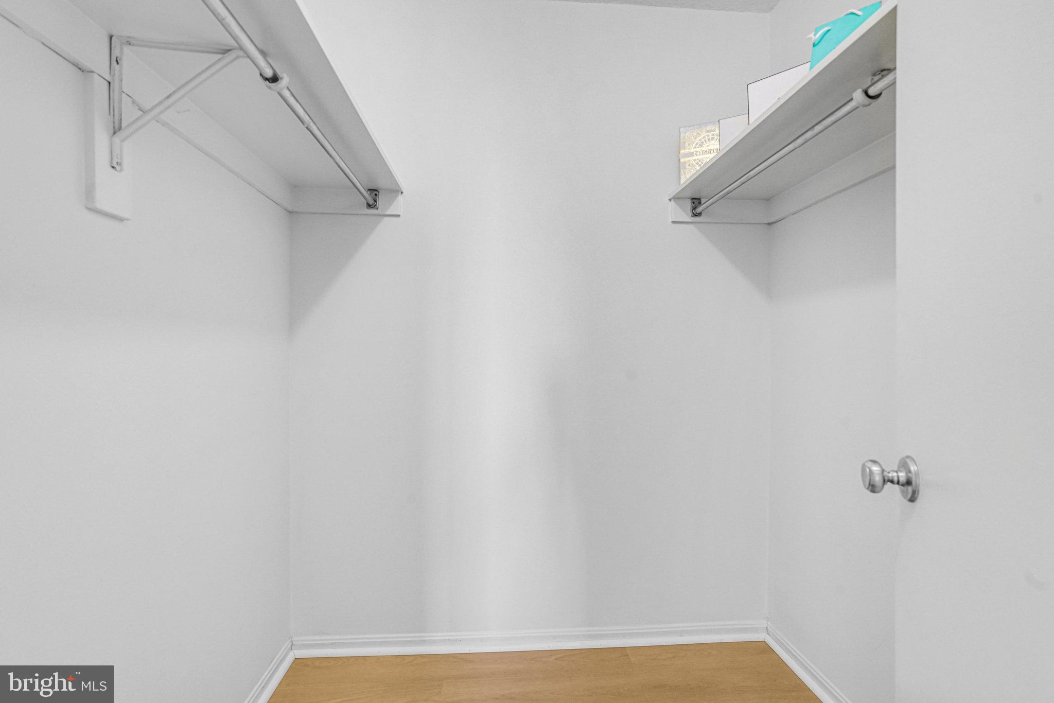 WATERGATE AT LANDMARK - Residential