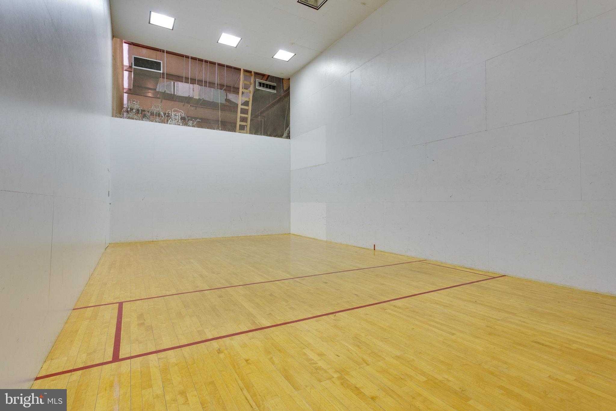 WATERGATE AT LANDMARK - Residential