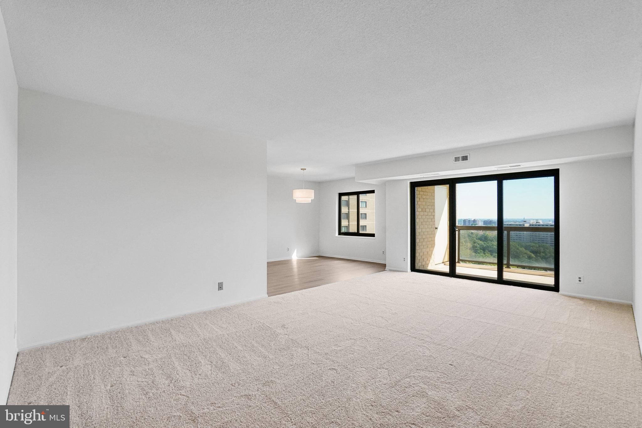 WATERGATE AT LANDMARK - Residential