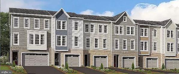 ROBINSON MANOR - Residential