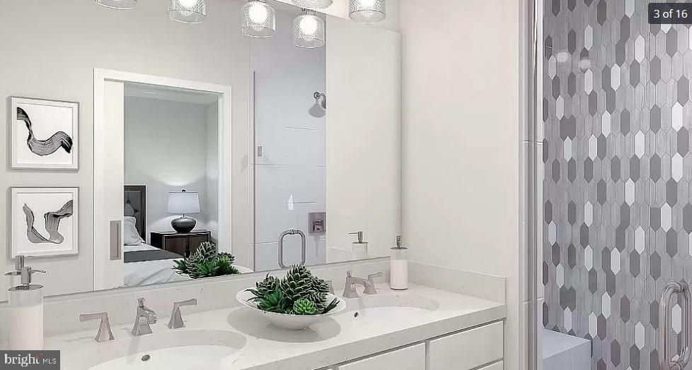 ROBINSON MANOR - Residential