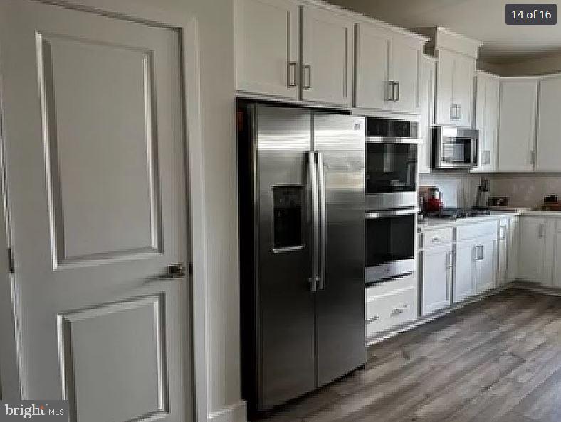 ROBINSON MANOR - Residential