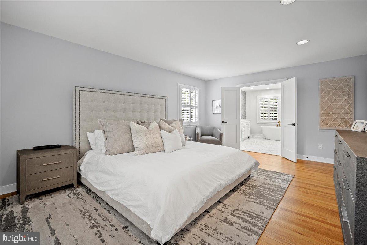 LUXMANOR - Residential