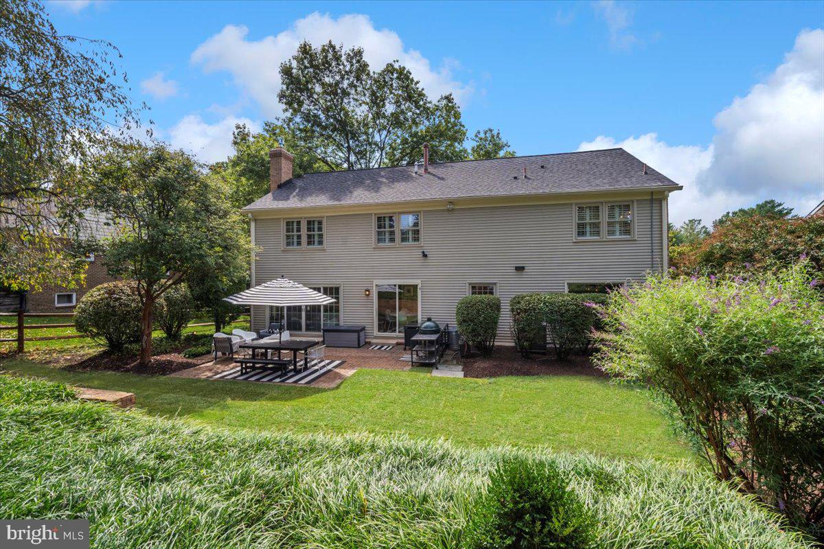 LUXMANOR - Residential