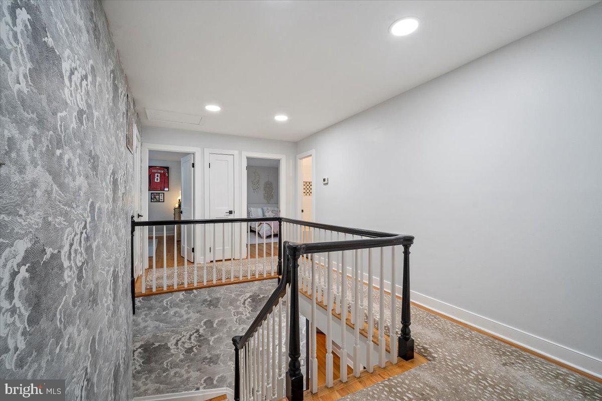 LUXMANOR - Residential