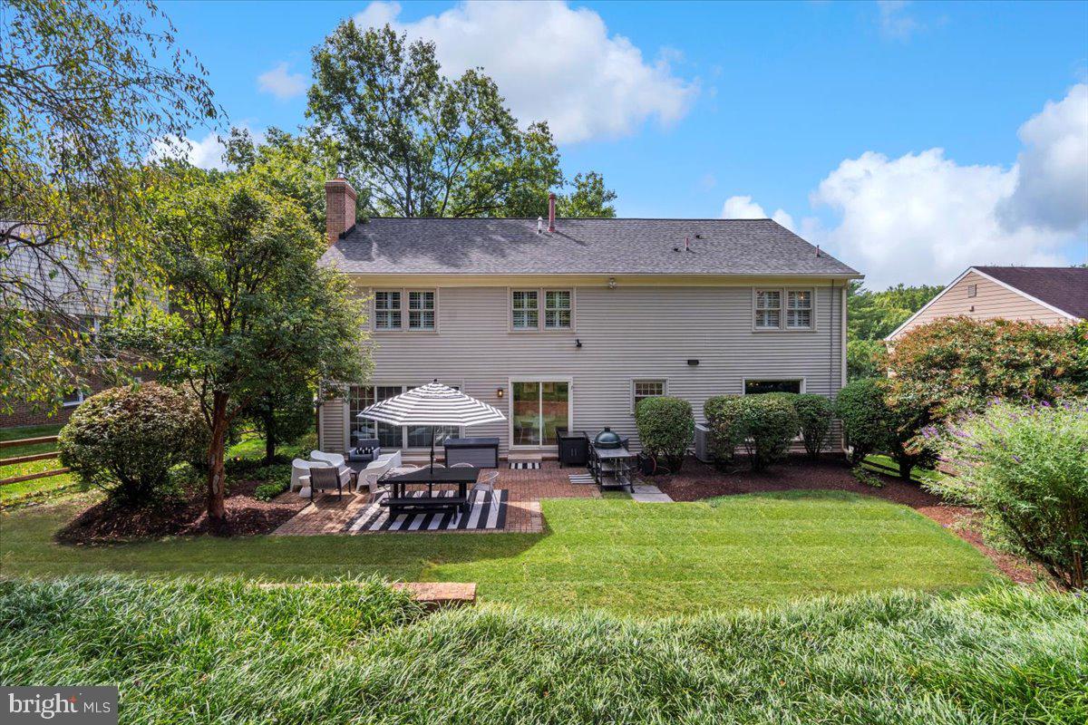 LUXMANOR - Residential