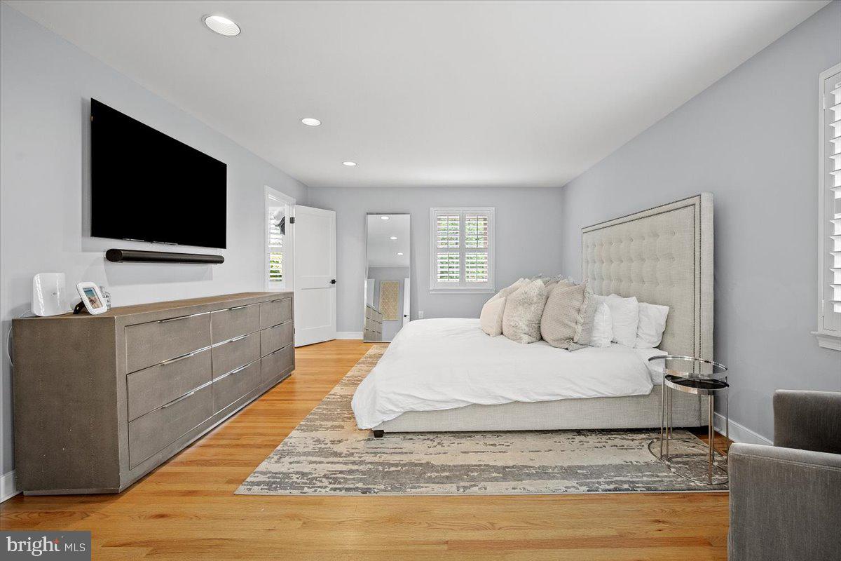 LUXMANOR - Residential