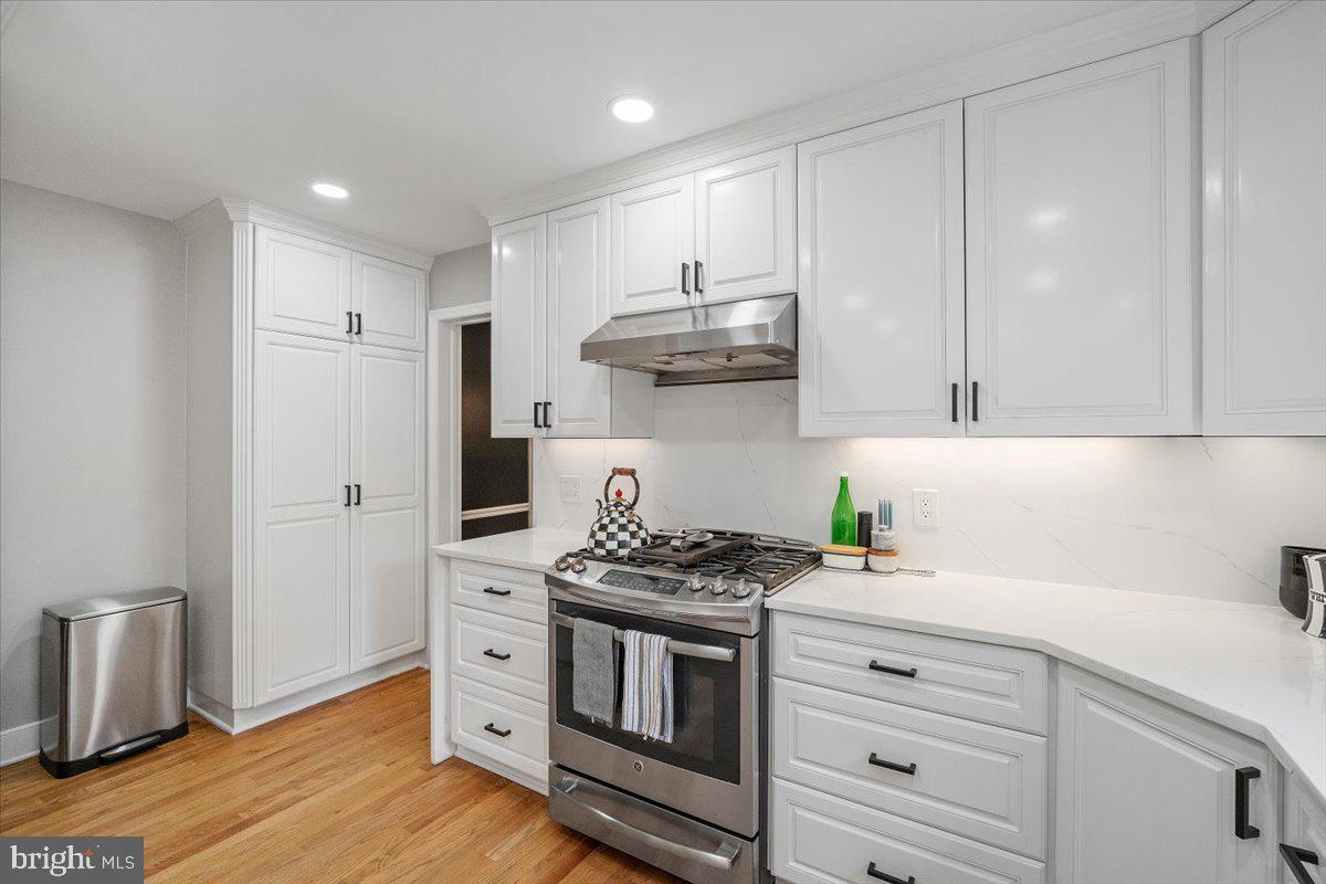 LUXMANOR - Residential