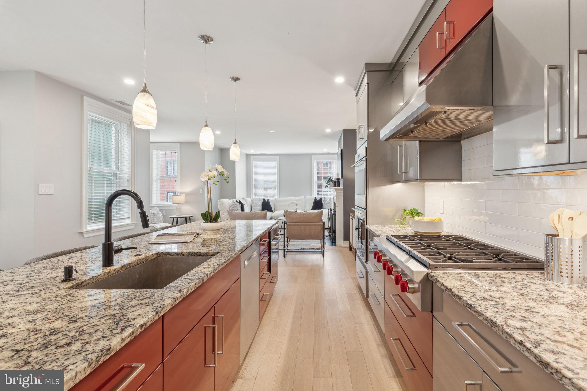 WASHINGTON SQ WEST - Residential