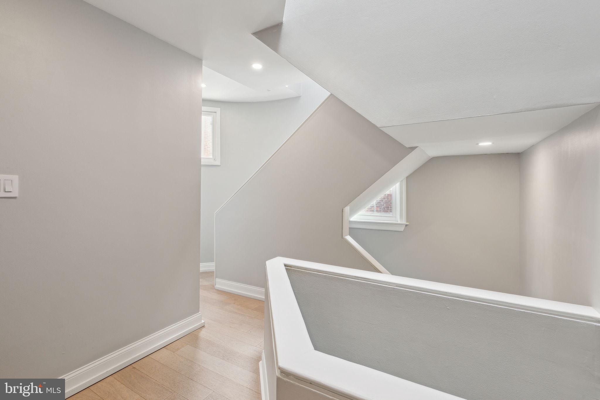 WASHINGTON SQ WEST - Residential