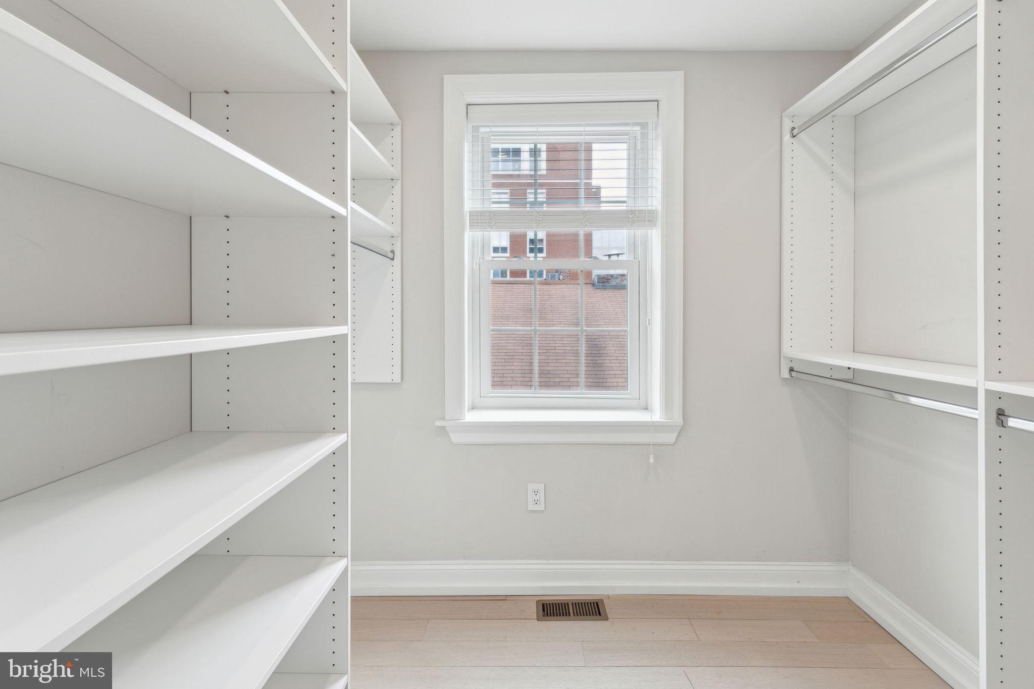 WASHINGTON SQ WEST - Residential