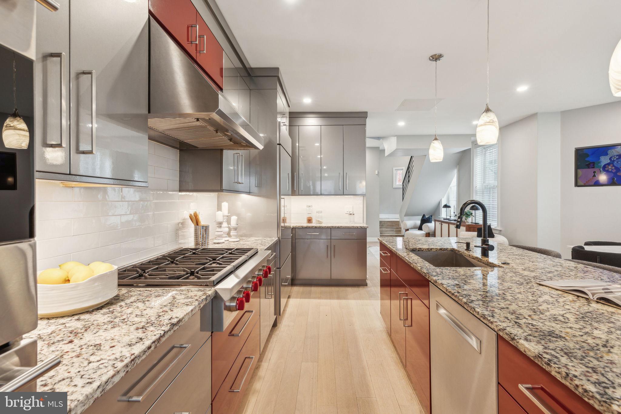 WASHINGTON SQ WEST - Residential