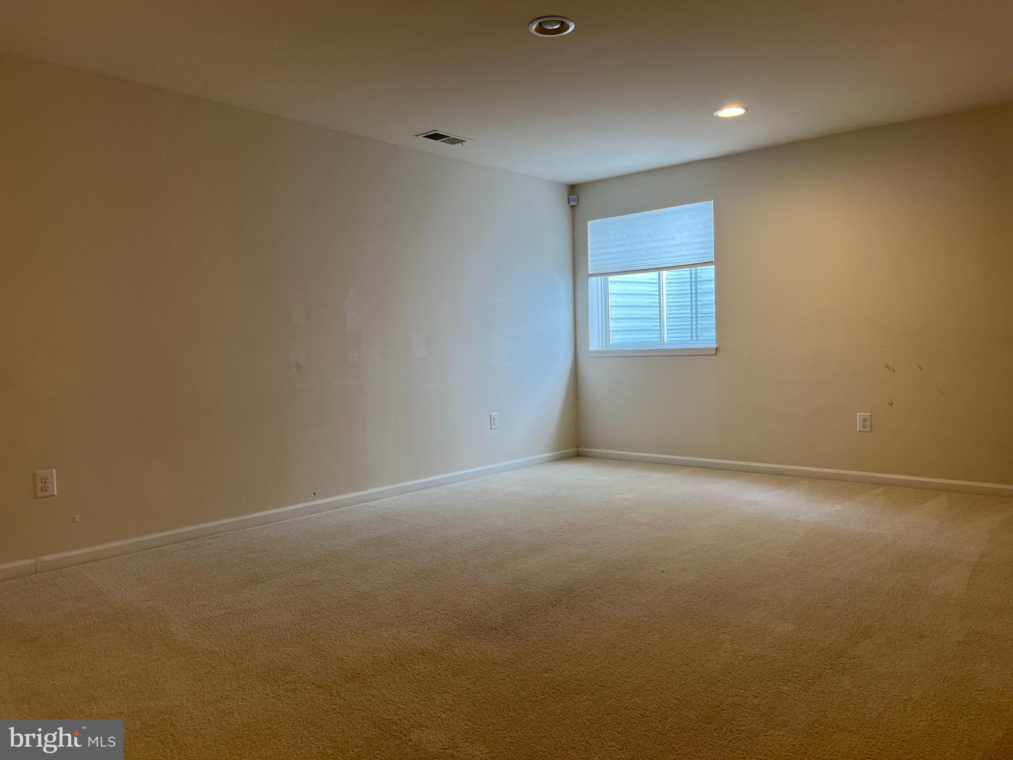 BERKELEY STATION - Residential Lease