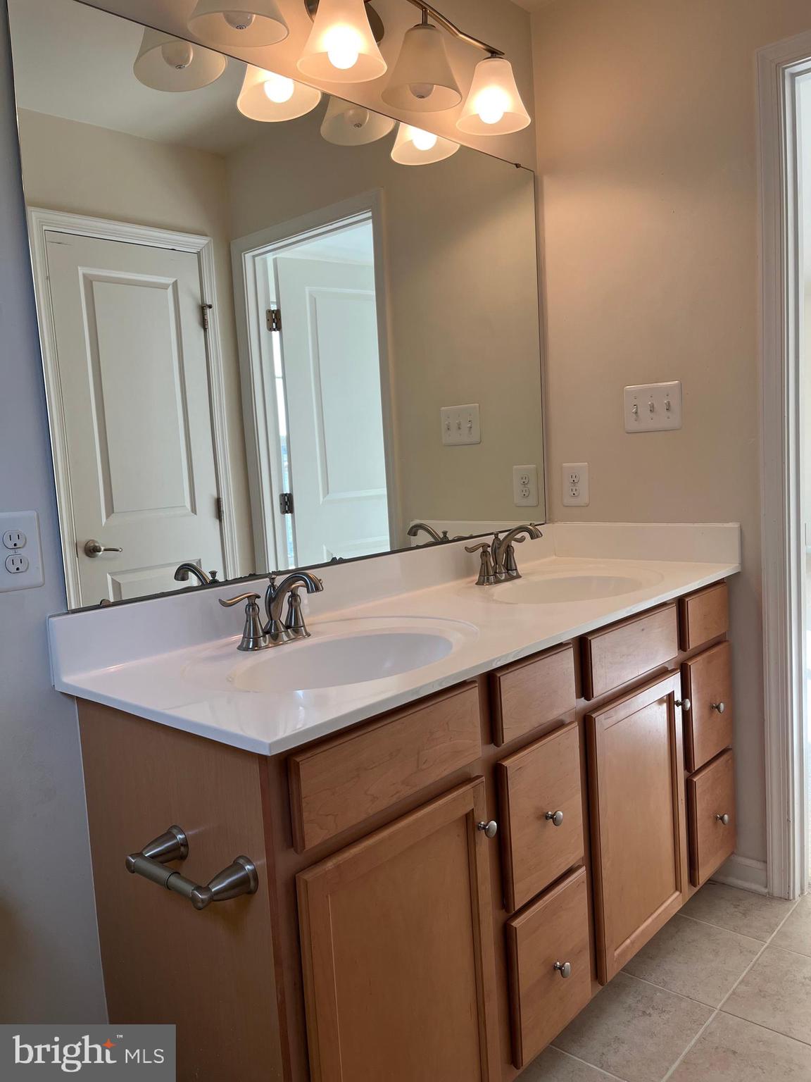 BERKELEY STATION - Residential Lease