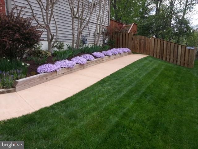 LAKEWOOD HILLS - Residential