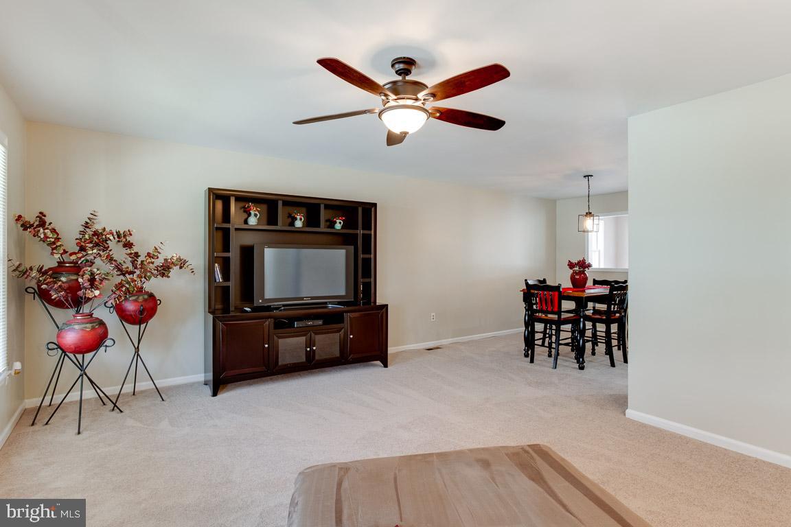 LAKEWOOD HILLS - Residential