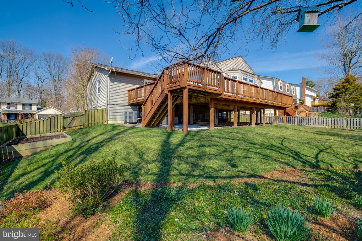 LAKEWOOD HILLS - Residential