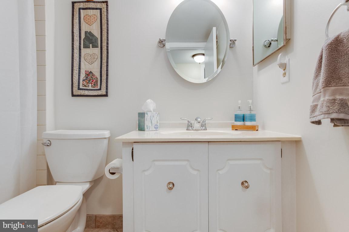 LAKEWOOD HILLS - Residential