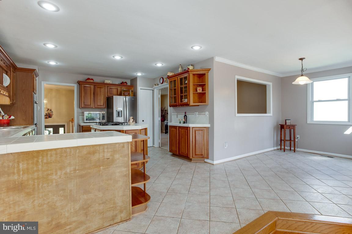 LAKEWOOD HILLS - Residential