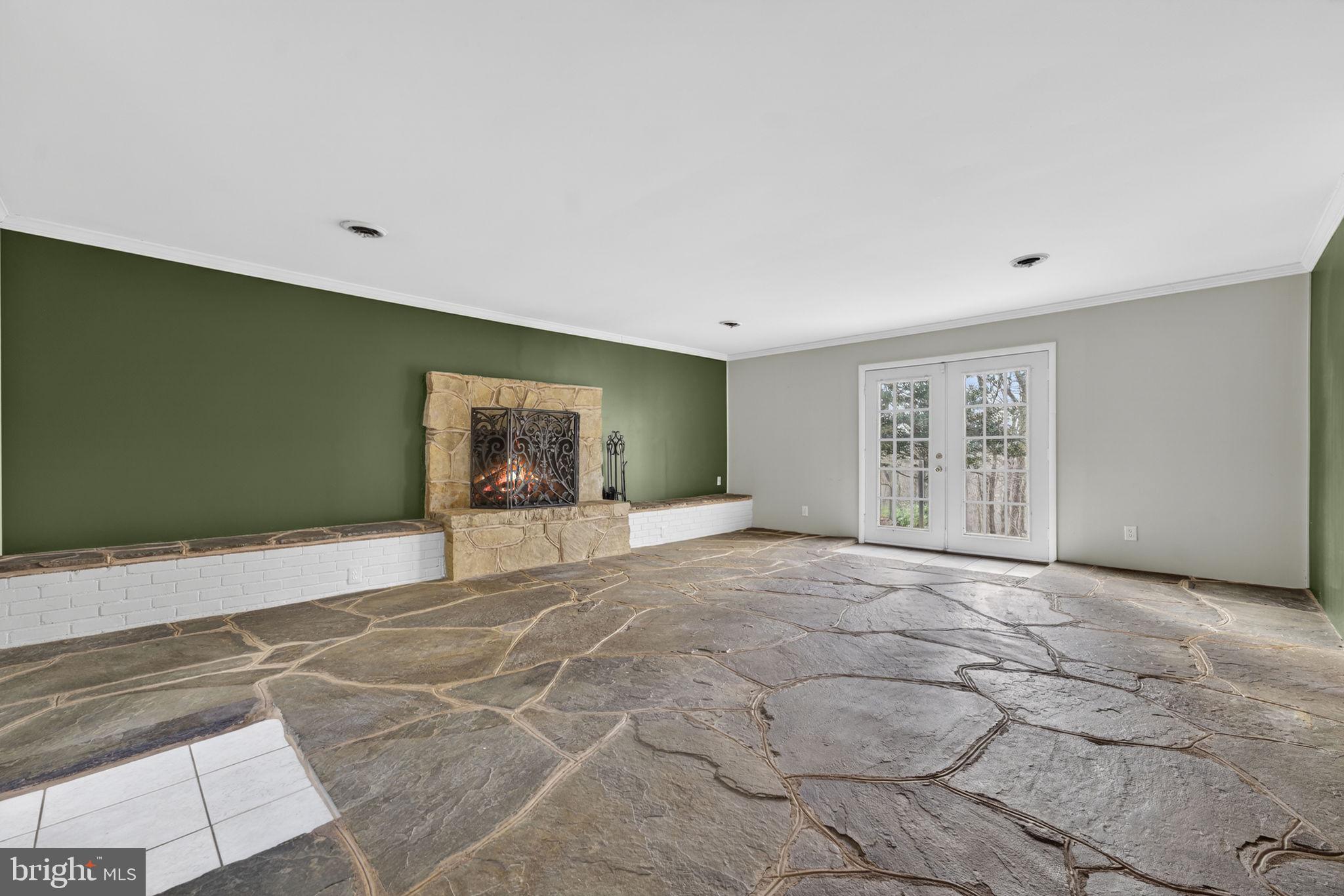 BULL RUN MOUNTAIN - Residential