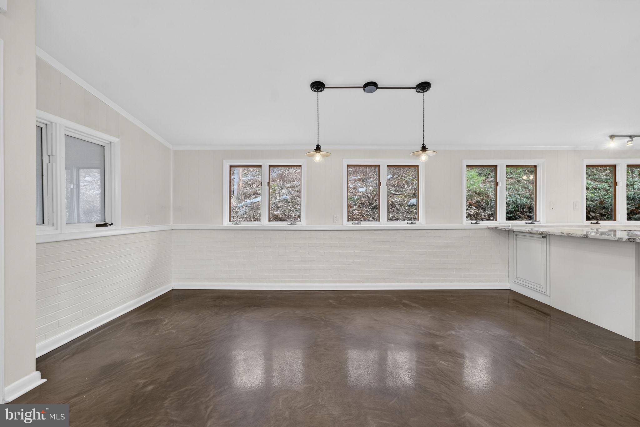 BULL RUN MOUNTAIN - Residential