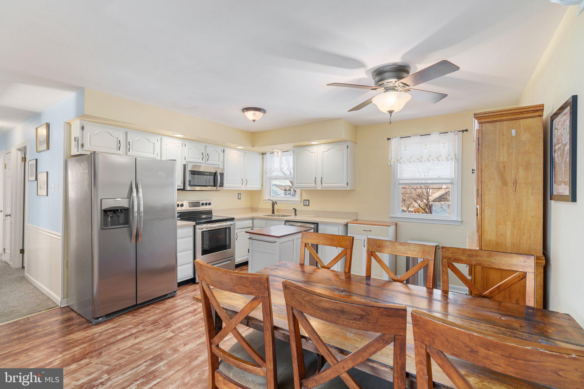 PENNSBURG - Residential