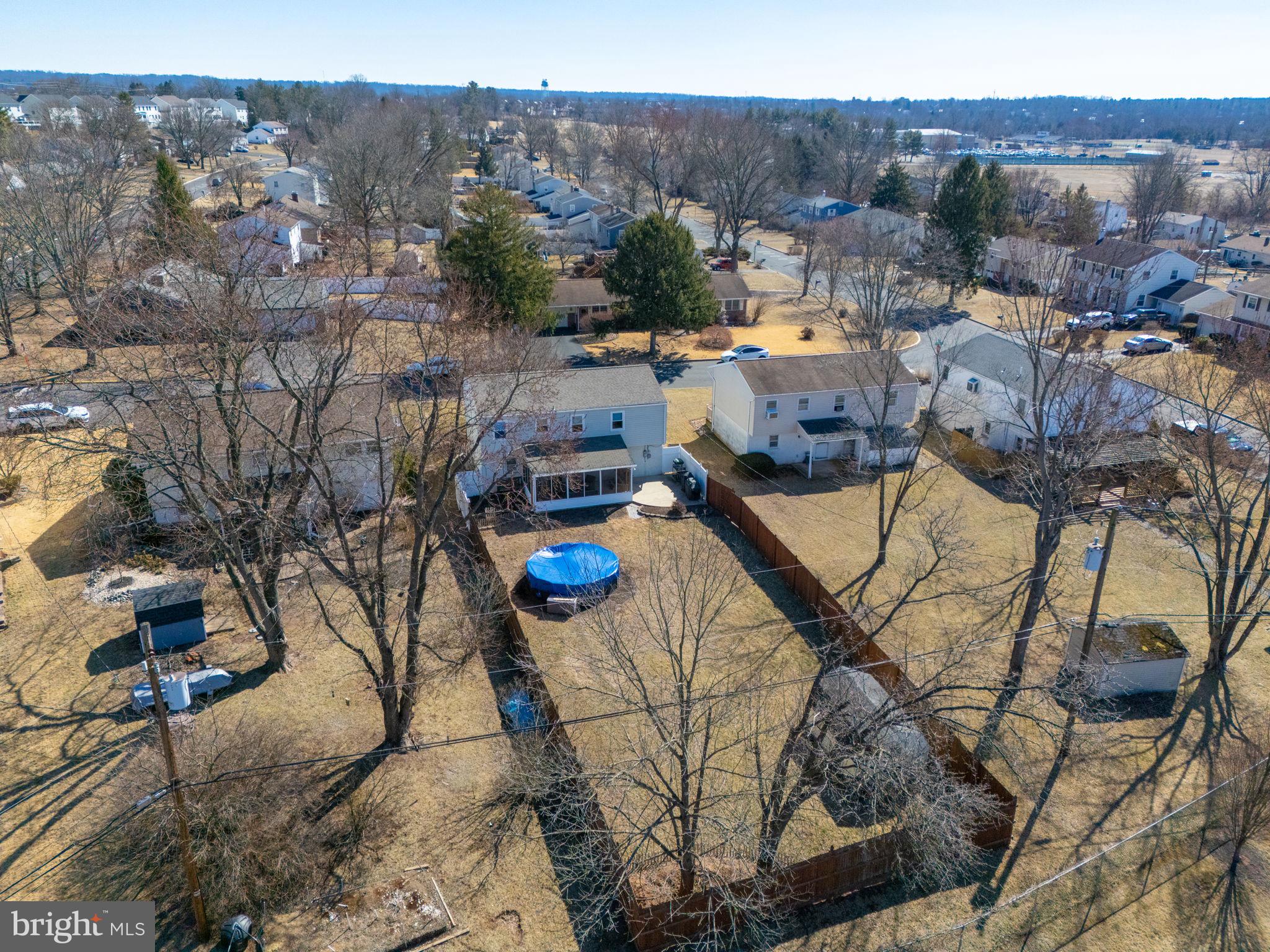 PENNSBURG - Residential