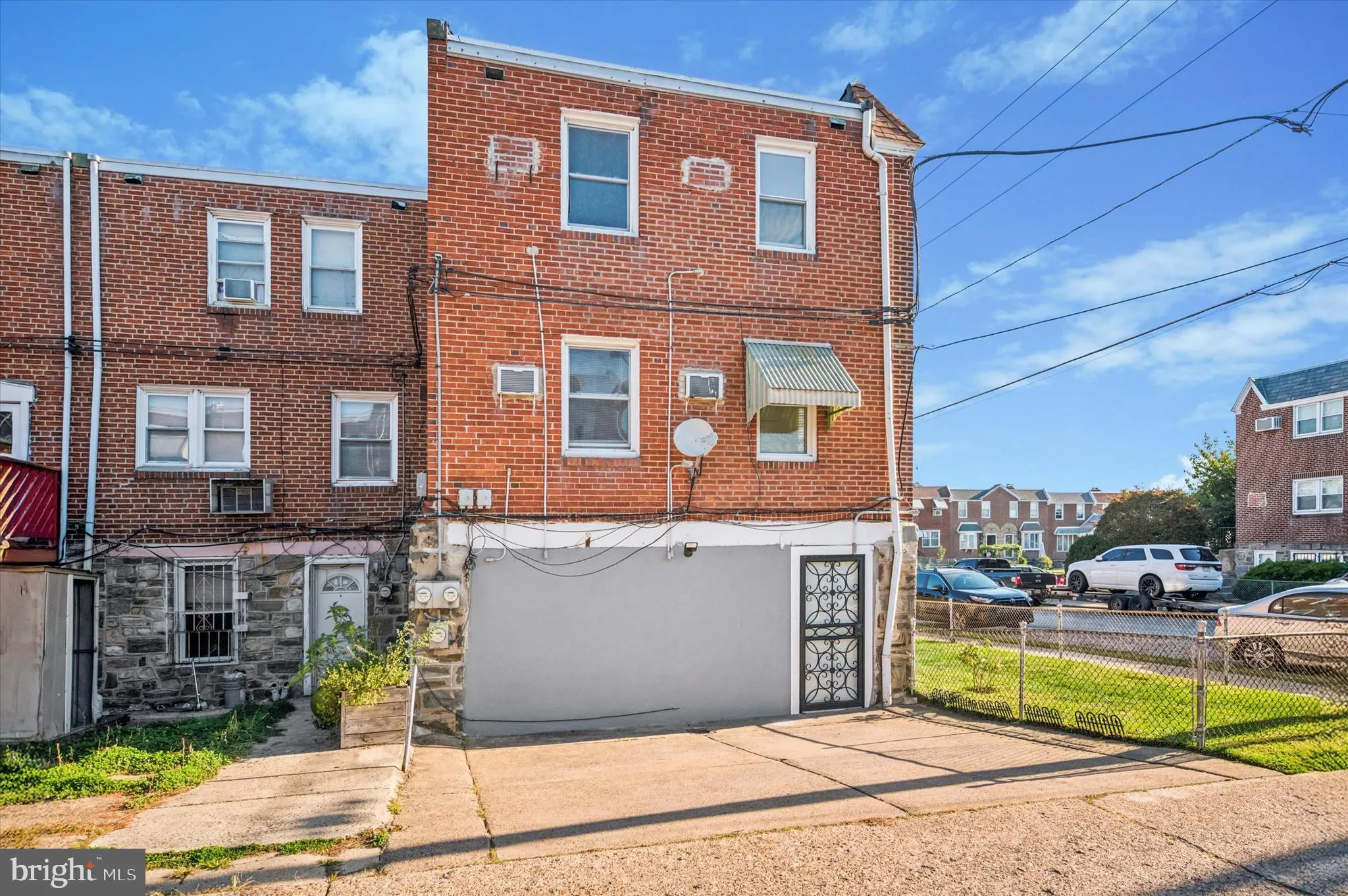 Philadelphia, Pennsylvania 19149, United States, 5 Bedrooms Bedrooms, ,Residential,Contingent,226380