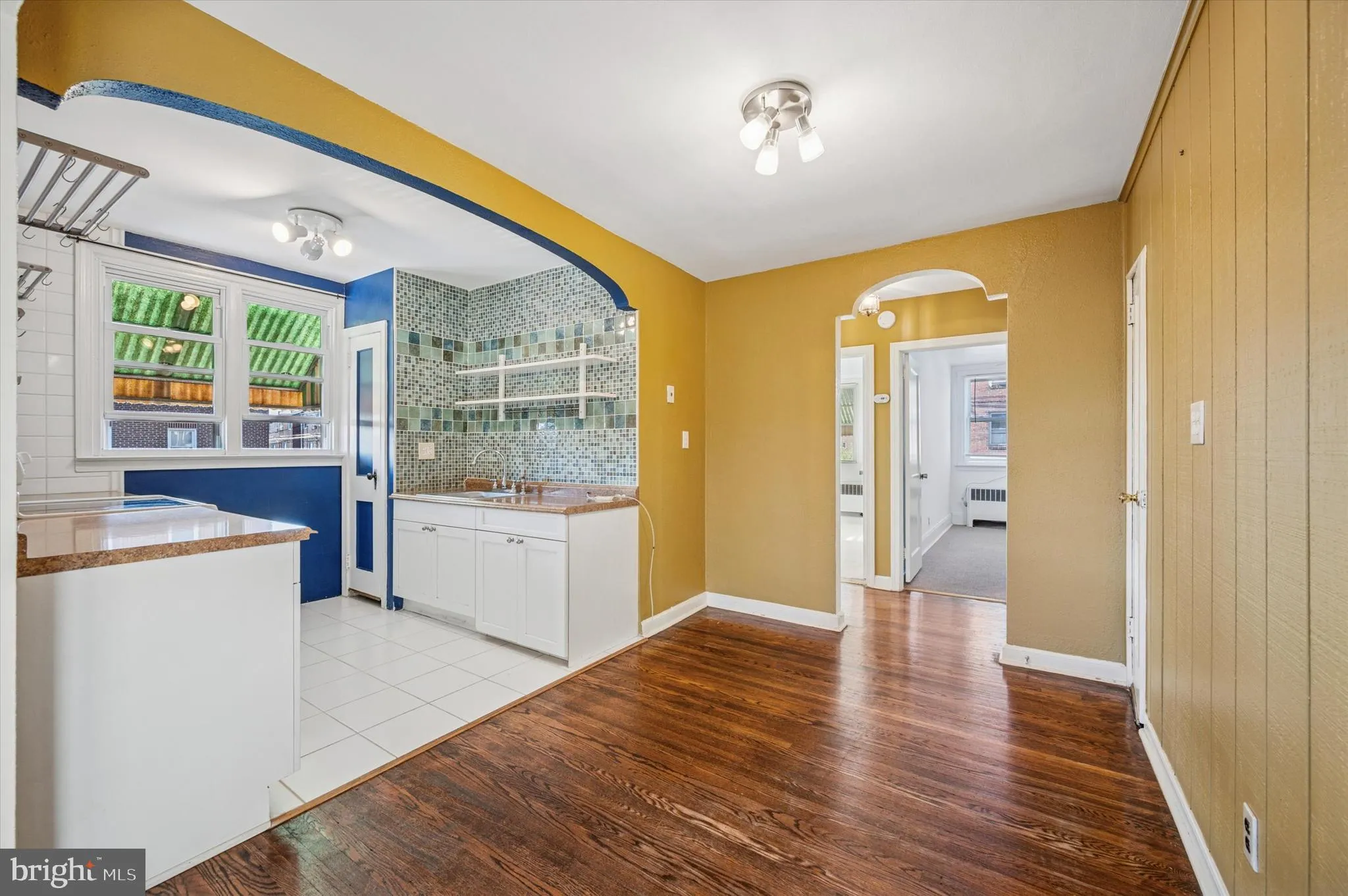 Philadelphia, Pennsylvania 19149, United States, 5 Bedrooms Bedrooms, ,Residential,Contingent,226380