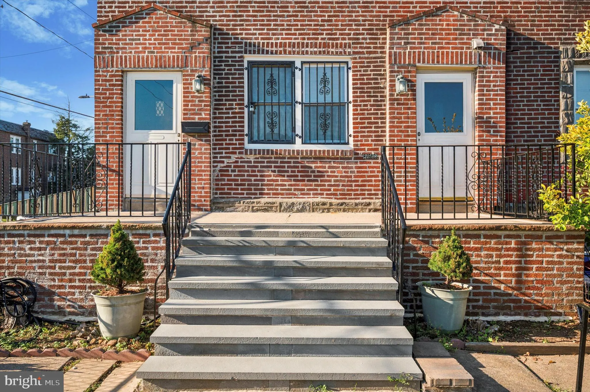 Philadelphia, Pennsylvania 19149, United States, 5 Bedrooms Bedrooms, ,Residential,Contingent,226380