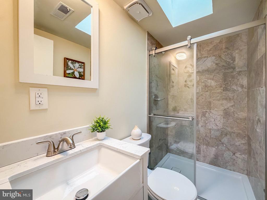 CASEY GDNS - Residential