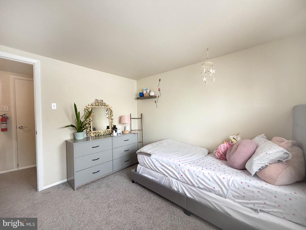 CASEY GDNS - Residential