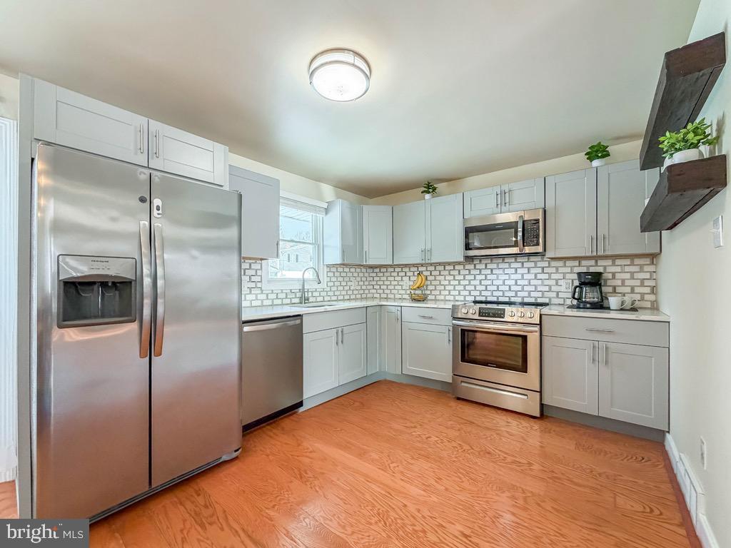 CASEY GDNS - Residential