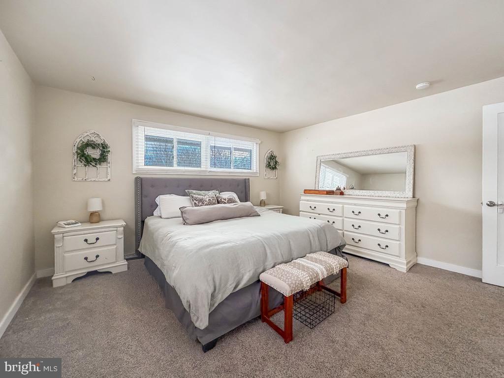 CASEY GDNS - Residential