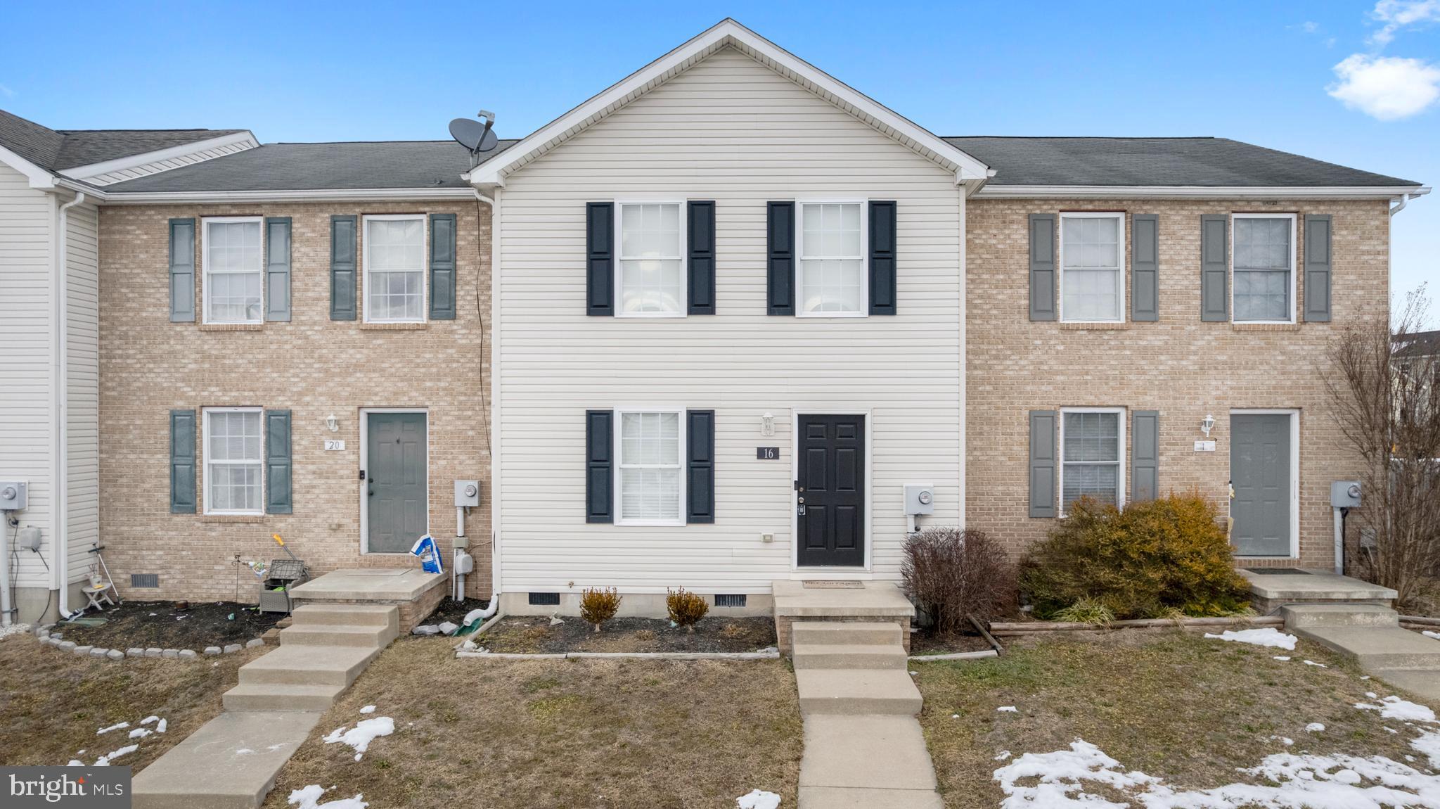 INWOOD VILLAGE - Residential