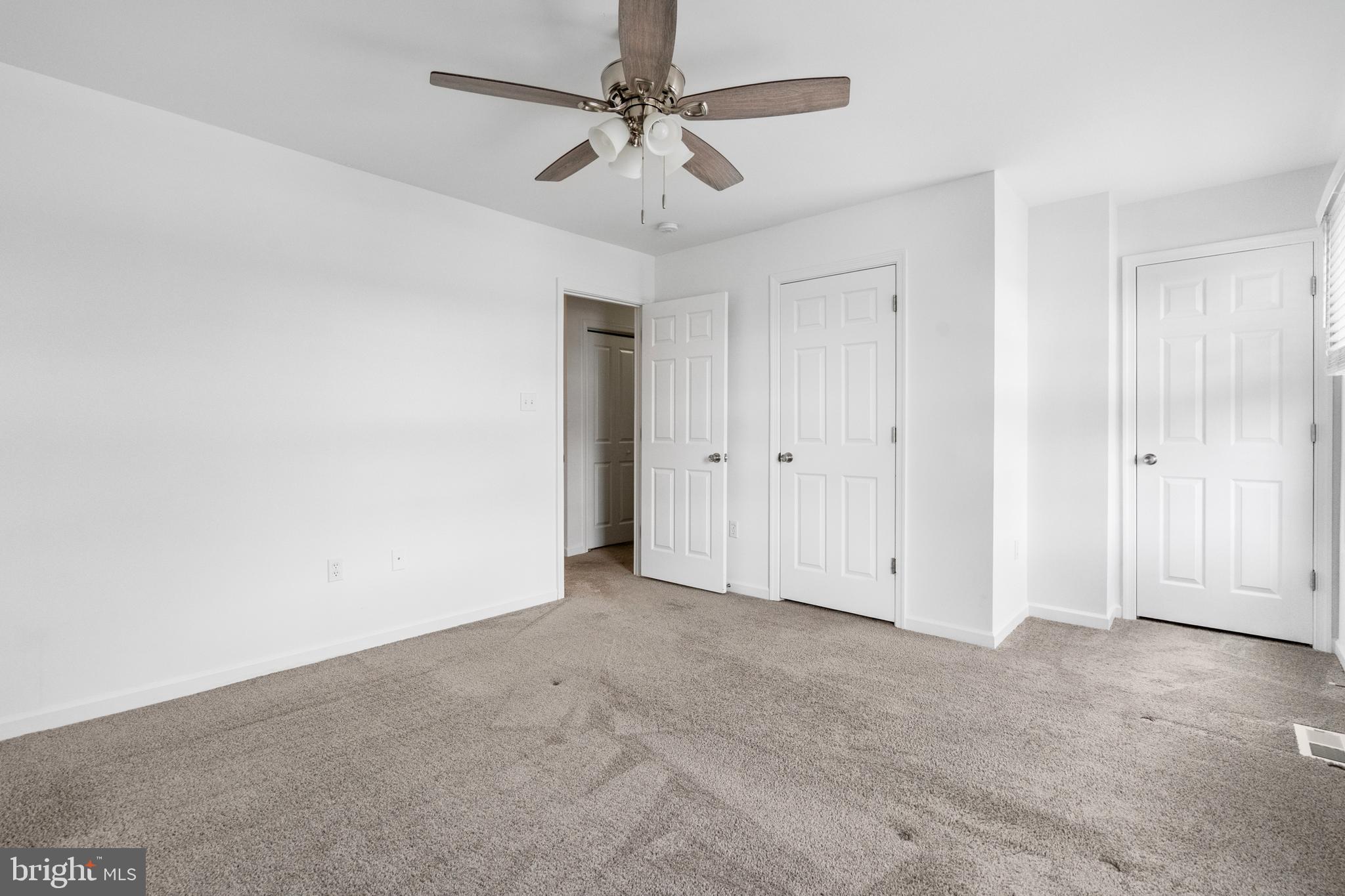 INWOOD VILLAGE - Residential