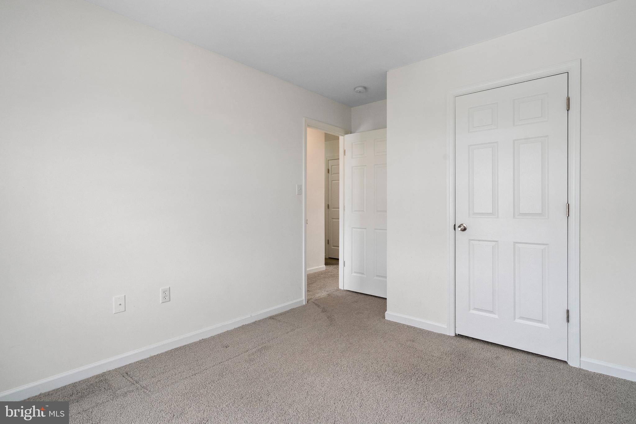 INWOOD VILLAGE - Residential