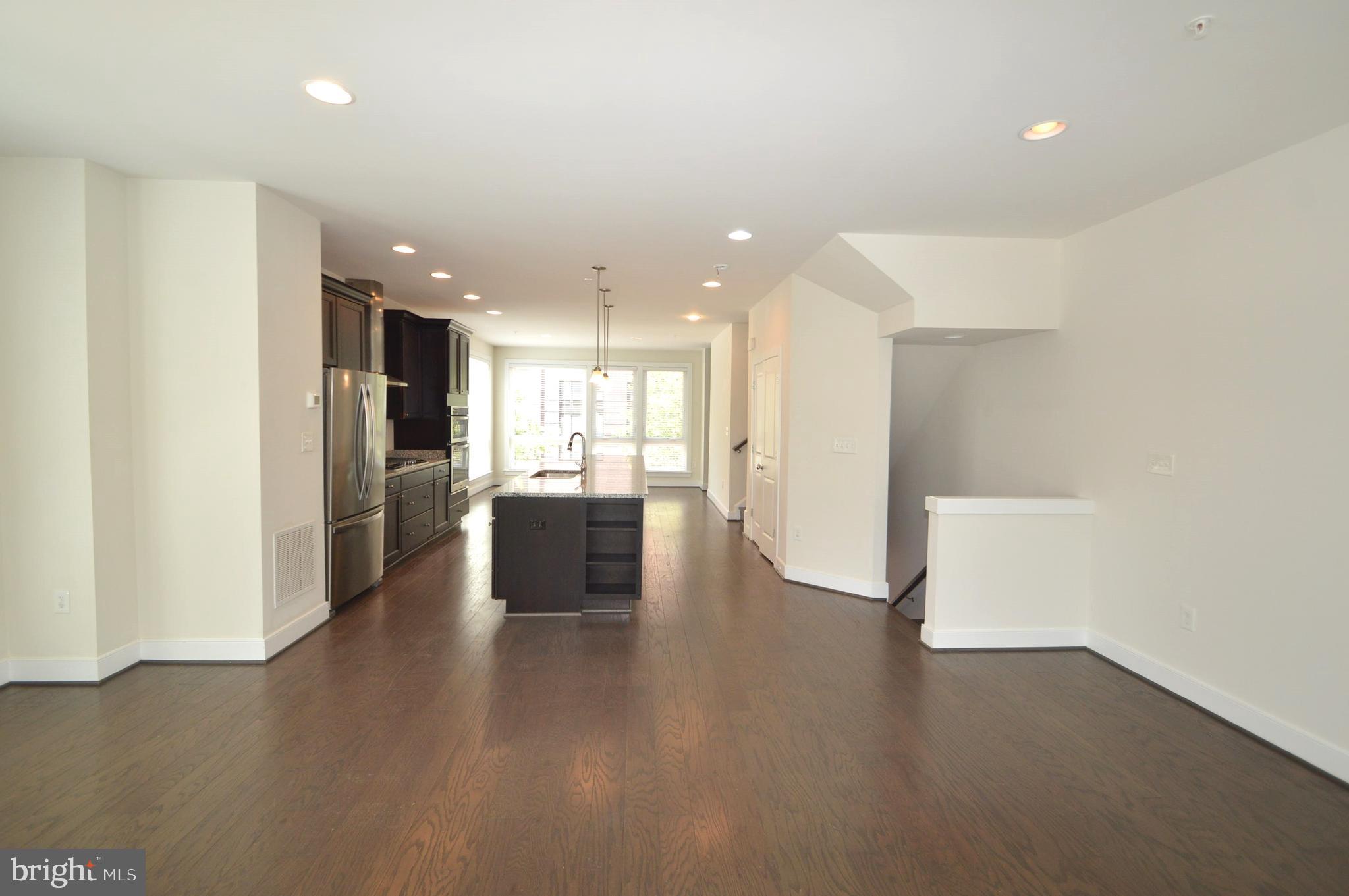 CAMERON PARK - Residential Lease