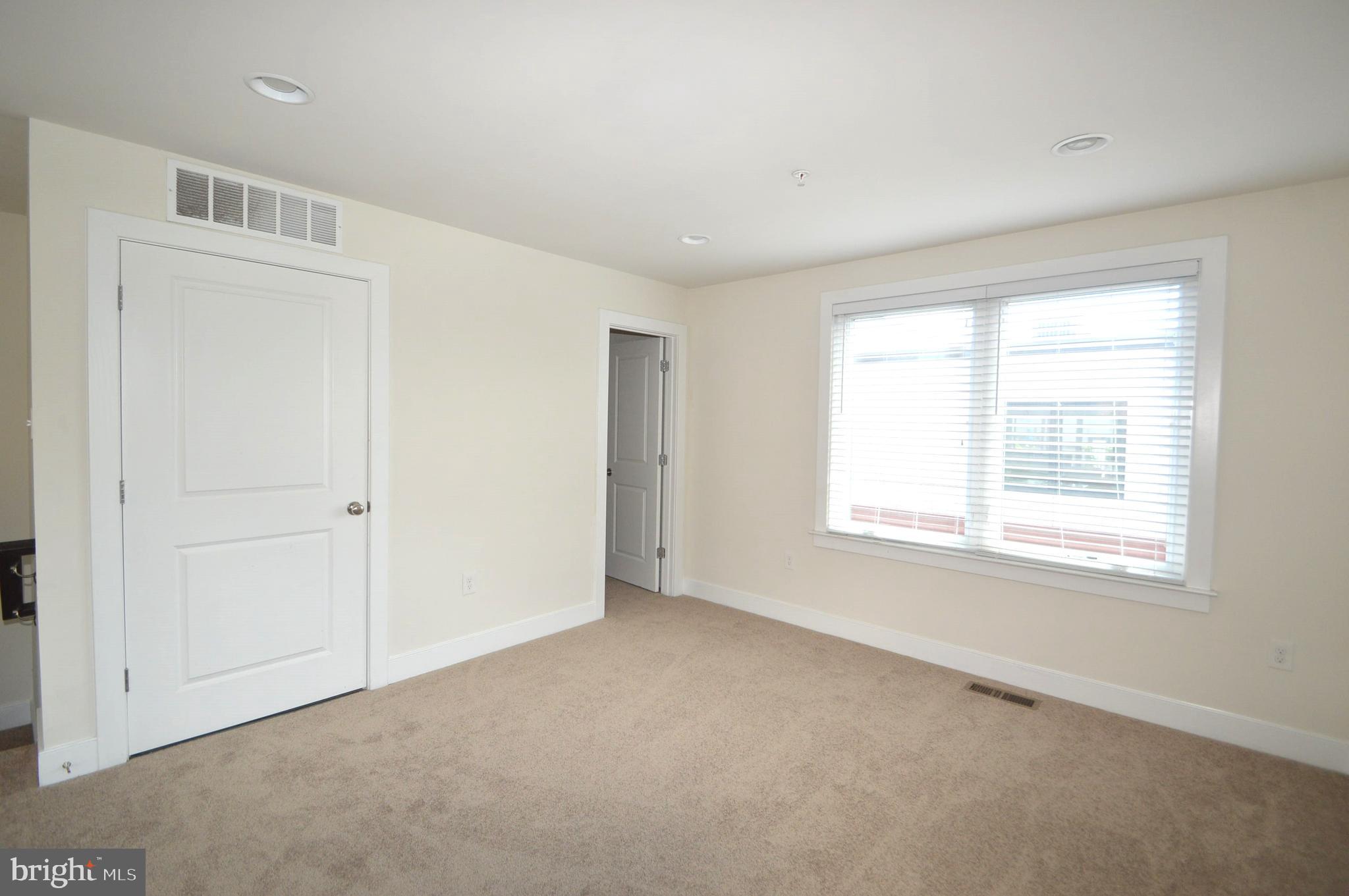 CAMERON PARK - Residential Lease