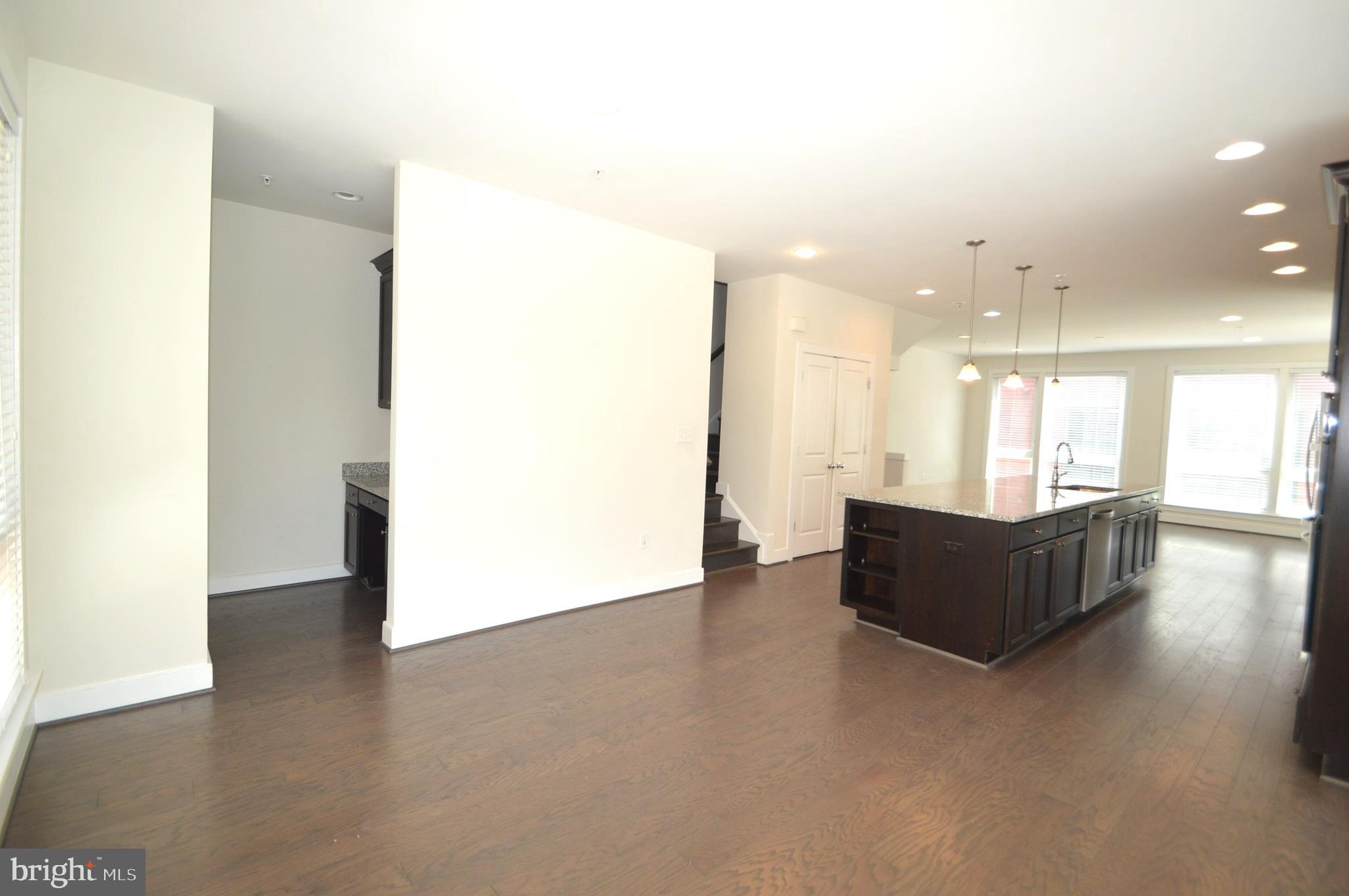 CAMERON PARK - Residential Lease