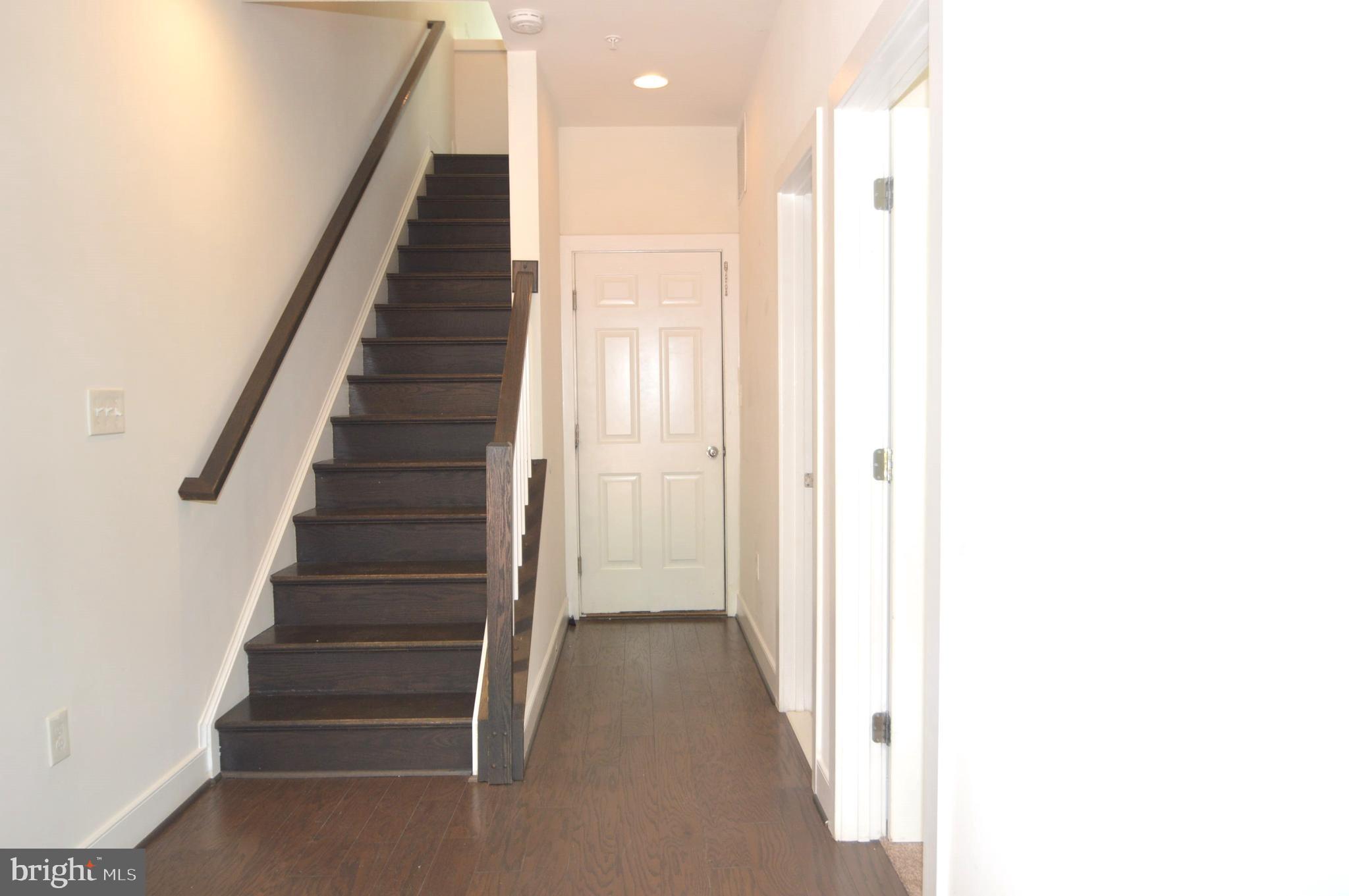 CAMERON PARK - Residential Lease