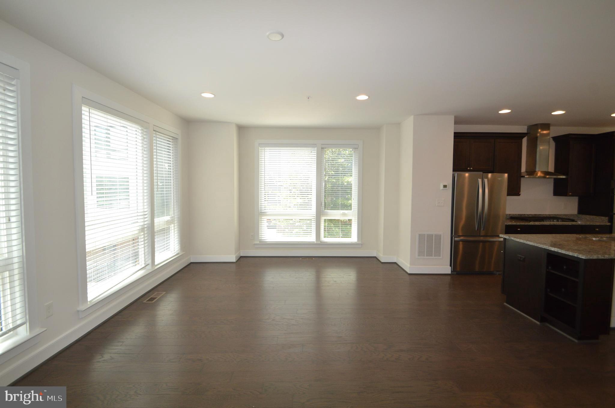 CAMERON PARK - Residential Lease