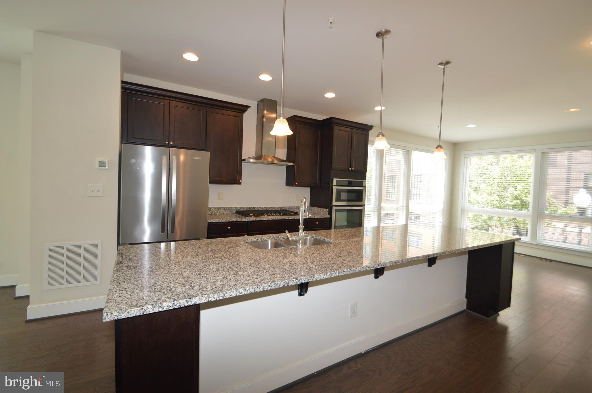 CAMERON PARK - Residential Lease