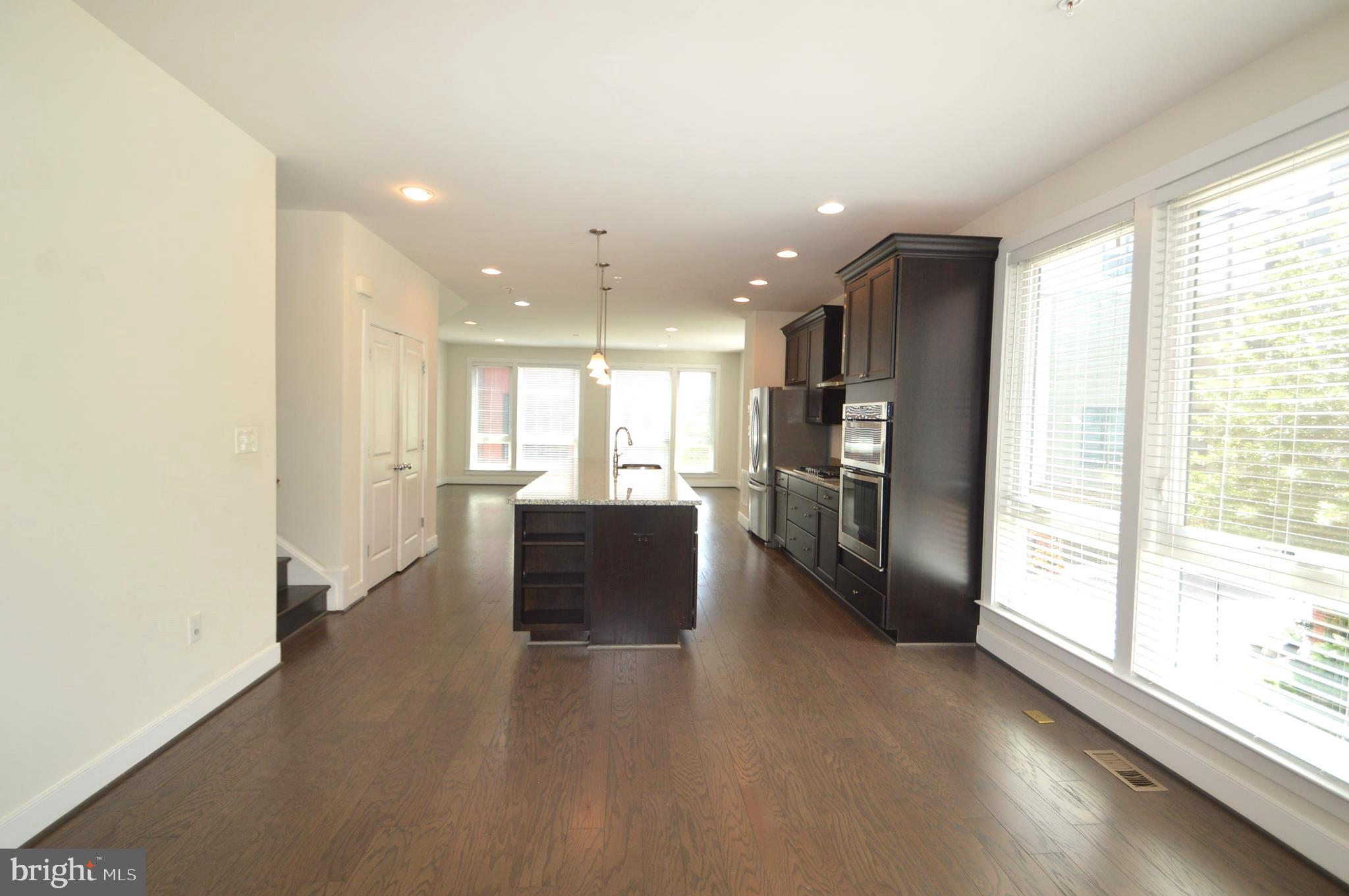 CAMERON PARK - Residential Lease